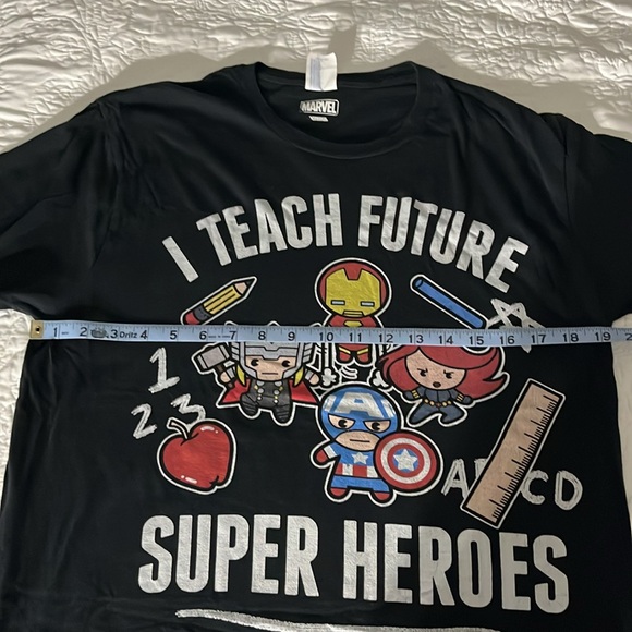 Teacher Marvel Fan T-Shirt - Picture 3 of 4